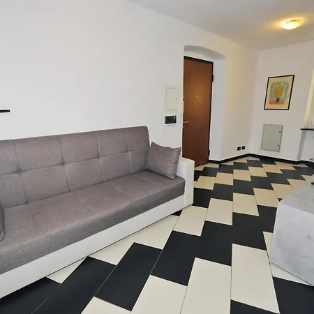 Casa Costa Serena Apartmán Janov